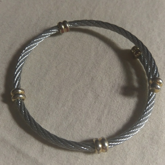 🛍5 for $25🛍Gold and Silvertone bracelet - Picture 4 of 5